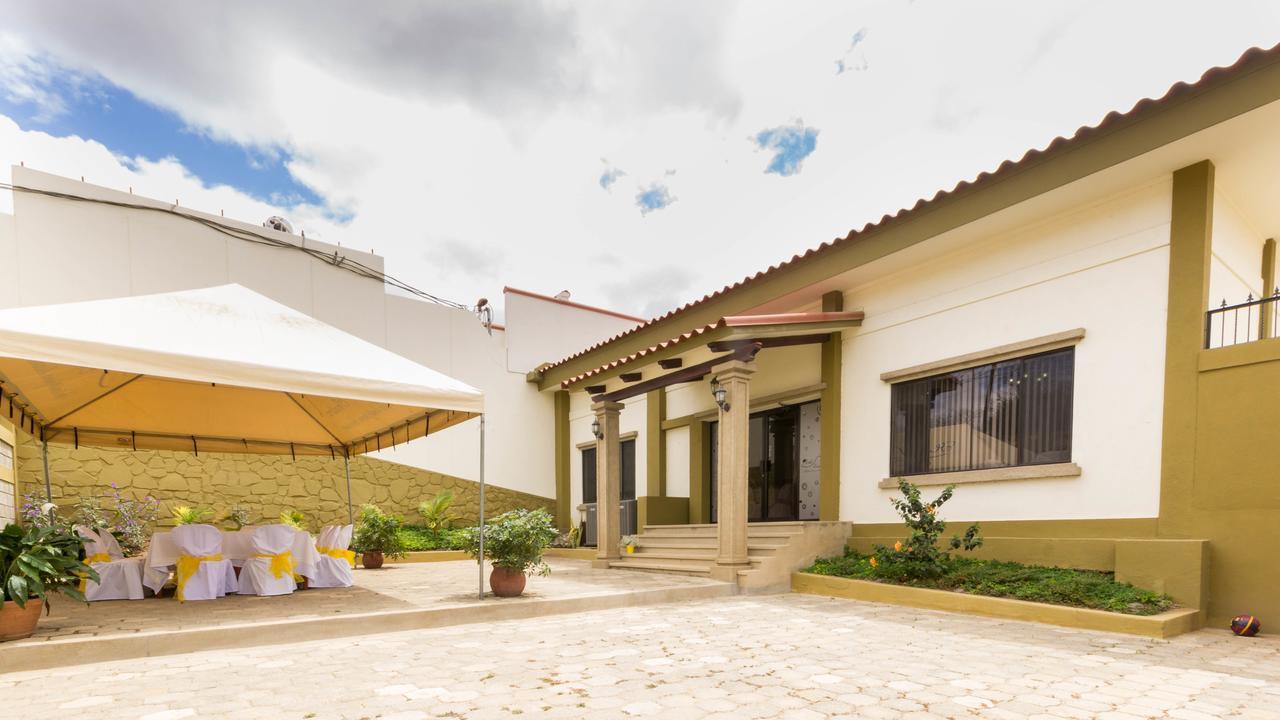 Hotel Frontera Ocotal Bagian luar foto